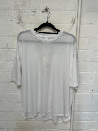 M.A Dainty Peony T-Shirt - White 3840