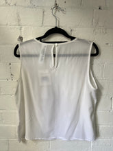 M.A Dainty Daydream Top - White