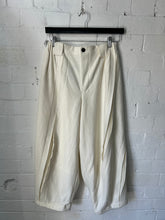 Moyuru Pant 649 - White