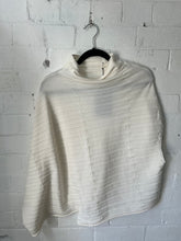 Moyuru Pullover 300 - White