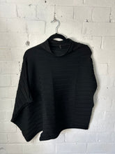 Moyuru Pullover 300 - Black