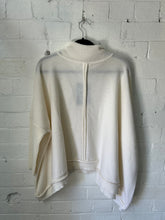 Moyuru Pullover 315 - White